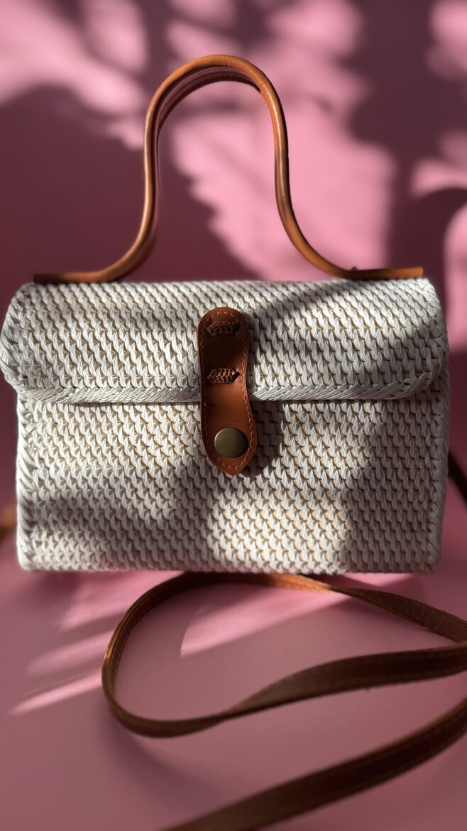 PĪTA SOMIŅA square purse